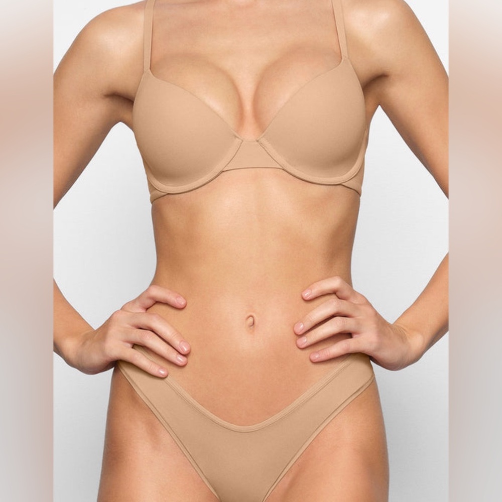 BNWT SKIMS Fits Everybody T-Shirt Bra in Ochre Women’s Sz 34DD